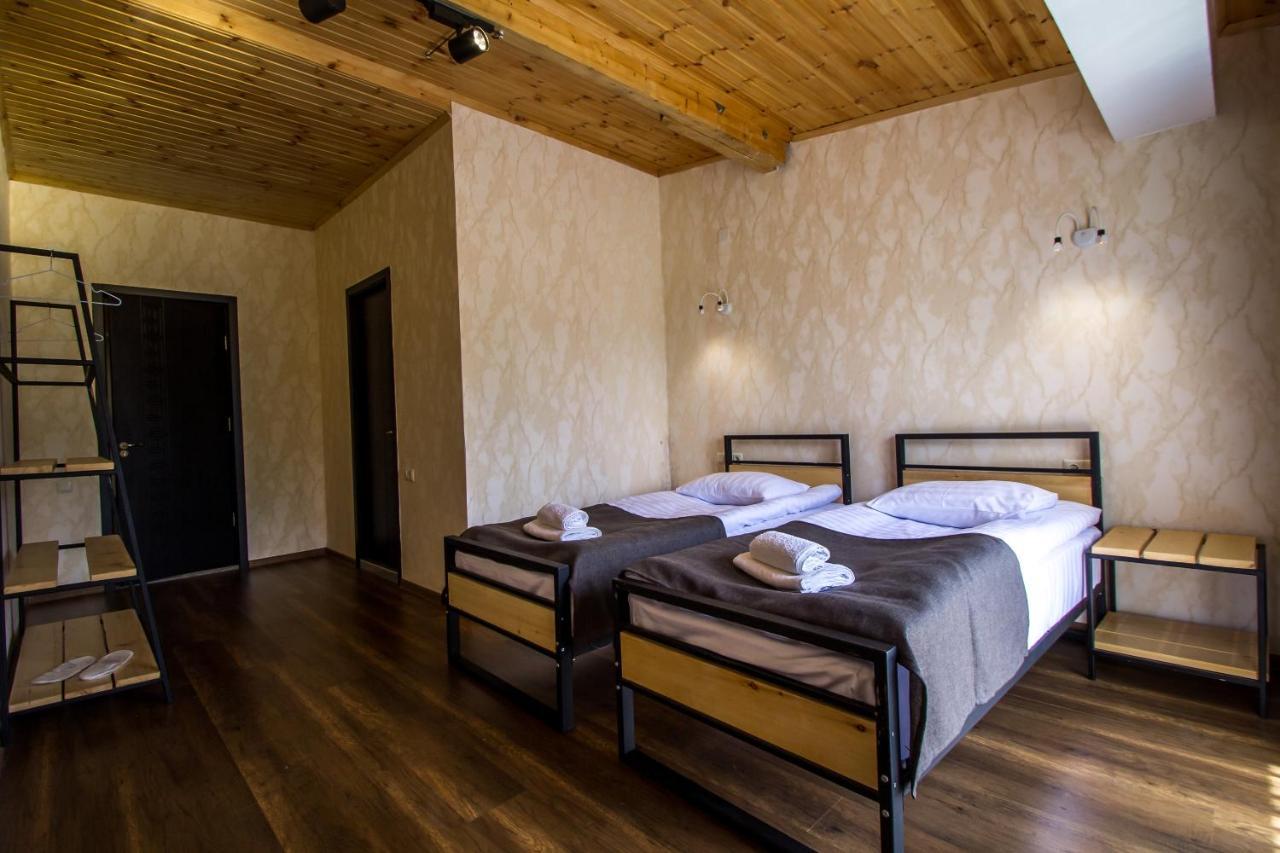 Mestia Hotel Amirani Ngoại thất bức ảnh
