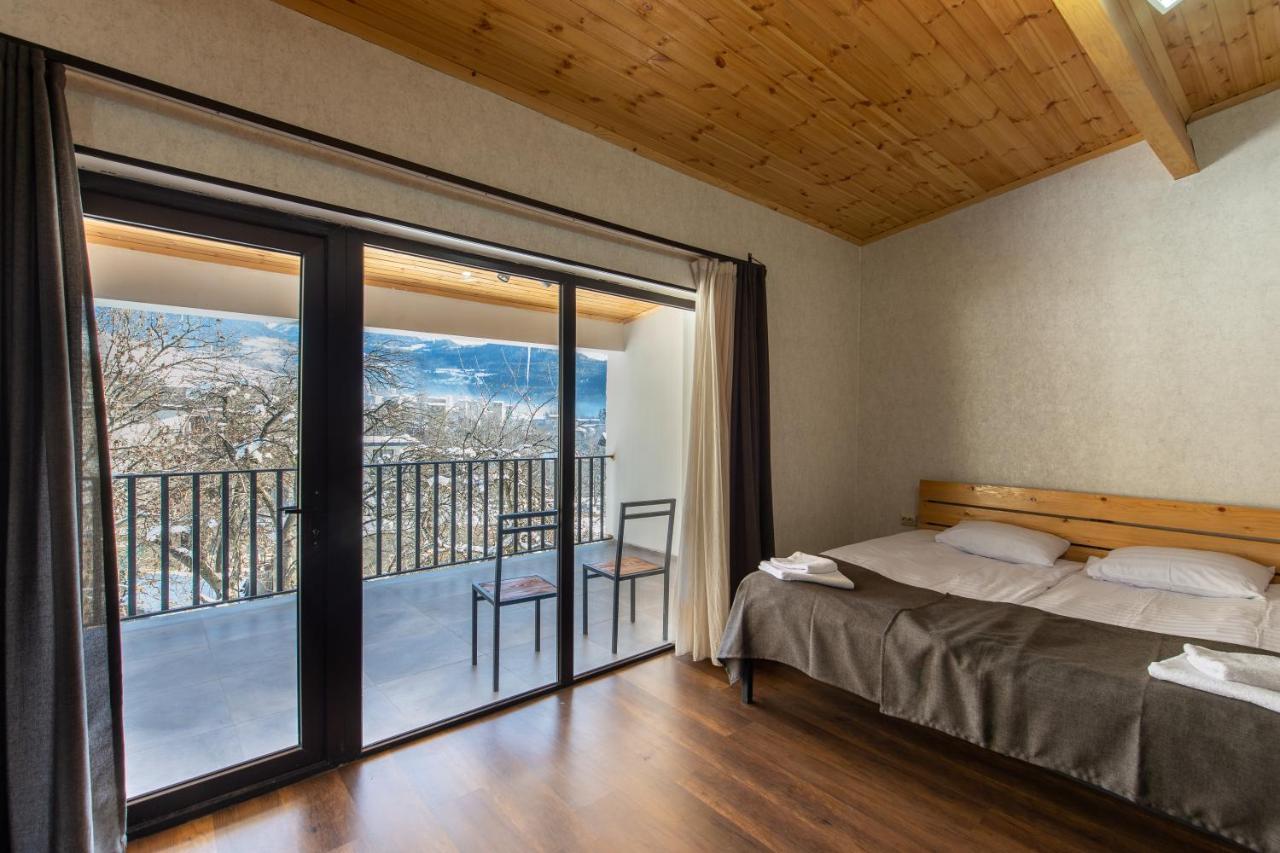 Mestia Hotel Amirani Ngoại thất bức ảnh