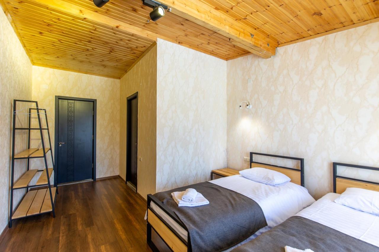 Mestia Hotel Amirani Ngoại thất bức ảnh